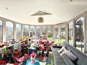 Photo 6- click for photo gallery